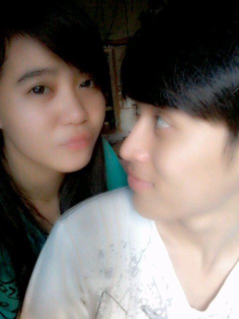 d3v_id's profile picture. Nothing here.