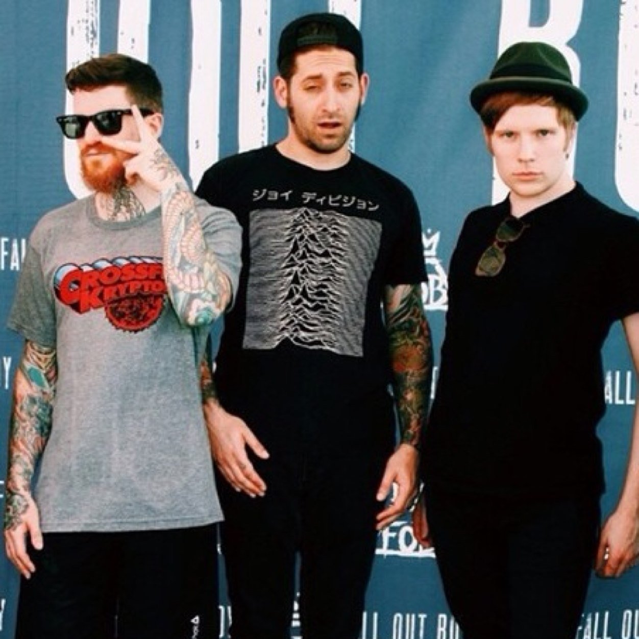 crptn_petestump's profile picture. instructions not included (ू•ᴗ•ू❁) pete wentz is my spirit animal