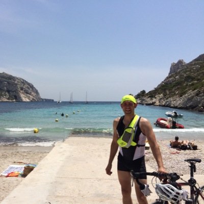 roger977080933's profile picture. 