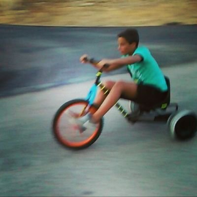 Benisero
Solteroo
y del
2000
Mi encanta el deporte