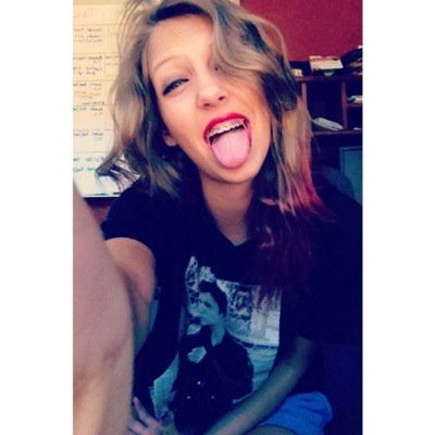 taylotc556's profile picture. Instagram: blondiecampbell_