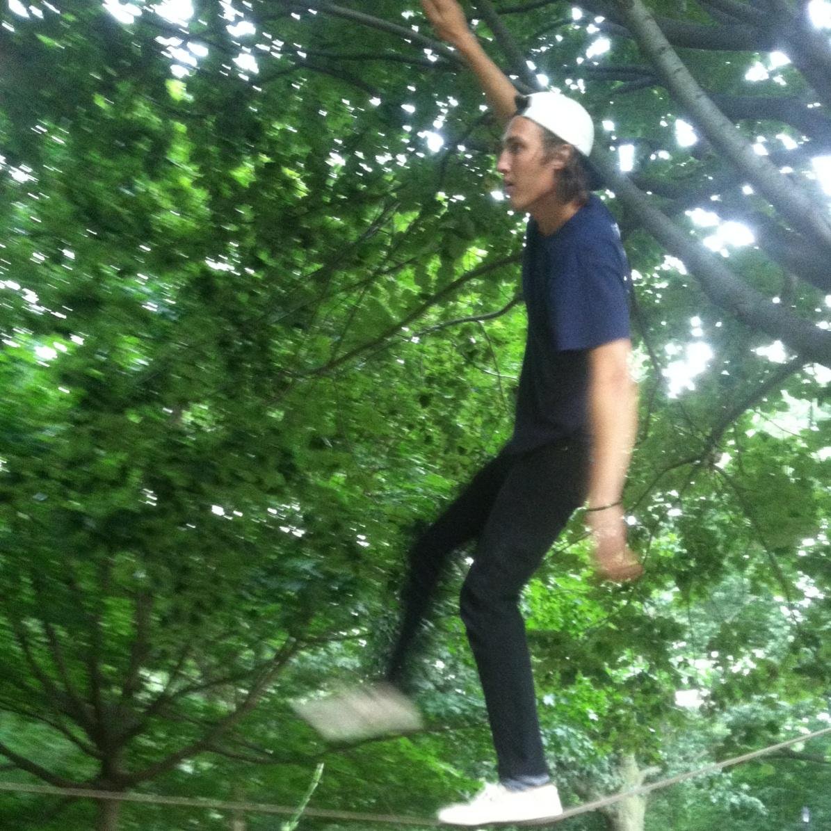 retail_____'s profile picture. 