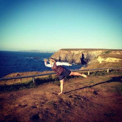 Cornish girl, Head of PE, West Cornwall. Wife, Mummy, farmers daughter and a love of sports and YFC!