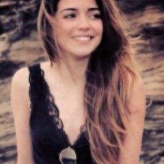 ´´ou quem é você tirando selfie com a minha anna rita? ela nao disse que o namorado é ciumento?´´ ♥
