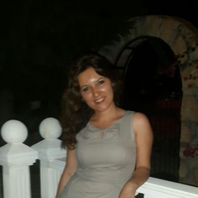 ozlemalkan5's profile picture. like a cool fall