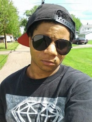 330/992 OHIO!! FOLLOW M£/ FOLLOW BΛCC #Aquarius6an6 GD TILL THA WORLD 6LOWS