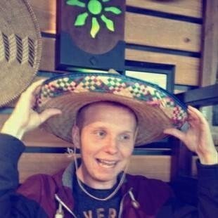 ChooColwell's profile picture. Live every week like it's Shark Week.