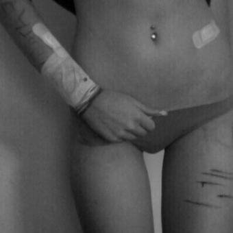 Ana Mia Deb Cat Sue ☀  En attente de ma mort.  ✝