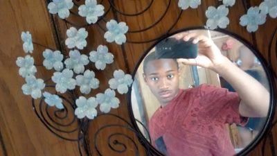 I KNOW YOU BACKGROUND DONT GET EXPOSED..................