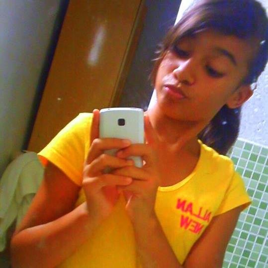 Aos poucos a gente se entrega pra vida,e a vida só nos devolve coisas boas,e ela me deu você ❤️