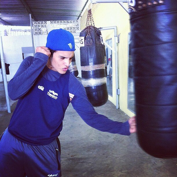️Animador,boxeador tabasqueño,americanista de corazon,mis inspiraciones manny paquiao y floyd MayweatherJR,Queriendo a mi bb papey :3