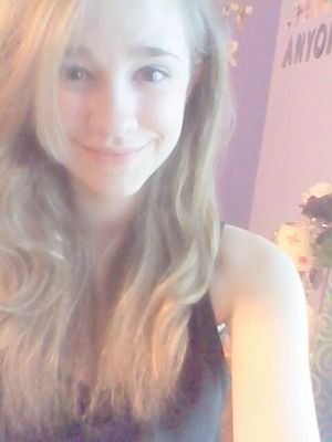 Basically i'm obsessed with different cultured boybands and like to spend my time writing, or looking at beautiful never-gonna-notice-me viners. :).