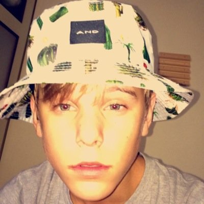 WE LOVE KAYDEN STEPHENSON - KAYDEN FOLLOWED 16/02/14