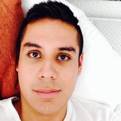 buena onda, sencillo. amiguero, platicador, trabajador, y pues bueno servidor a Dios