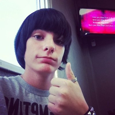 Sketchy_Flips's profile picture. Hmu on kik: suplikeme and Hmu on skype: sketchyflips