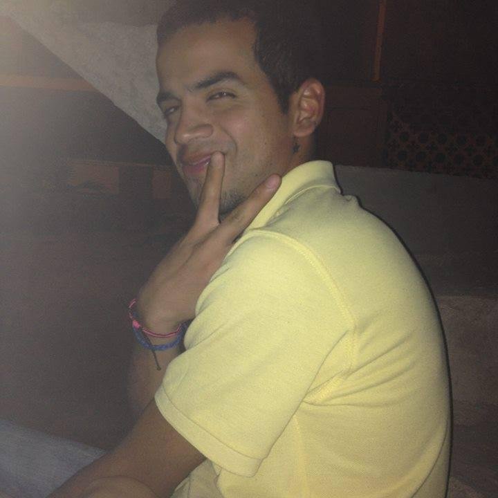 Zoii un chiKo amigable y me guzta zer cinzerO y directO :D
dejo mi msn porciaca :p DuendiizZ___kof@hotmail.com