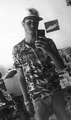 18, skateboarding, presidente prudente, sp. solteiro, face= lucas silva. insta= afsluks. wpp=18 996564152