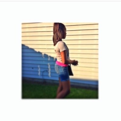 follow me on instagram | @imlaci.bx