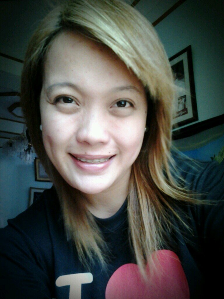 My attitude and my personality are two different things, my attitude stays within me wherever I am., my attitudes depends on the people in front of me. :)