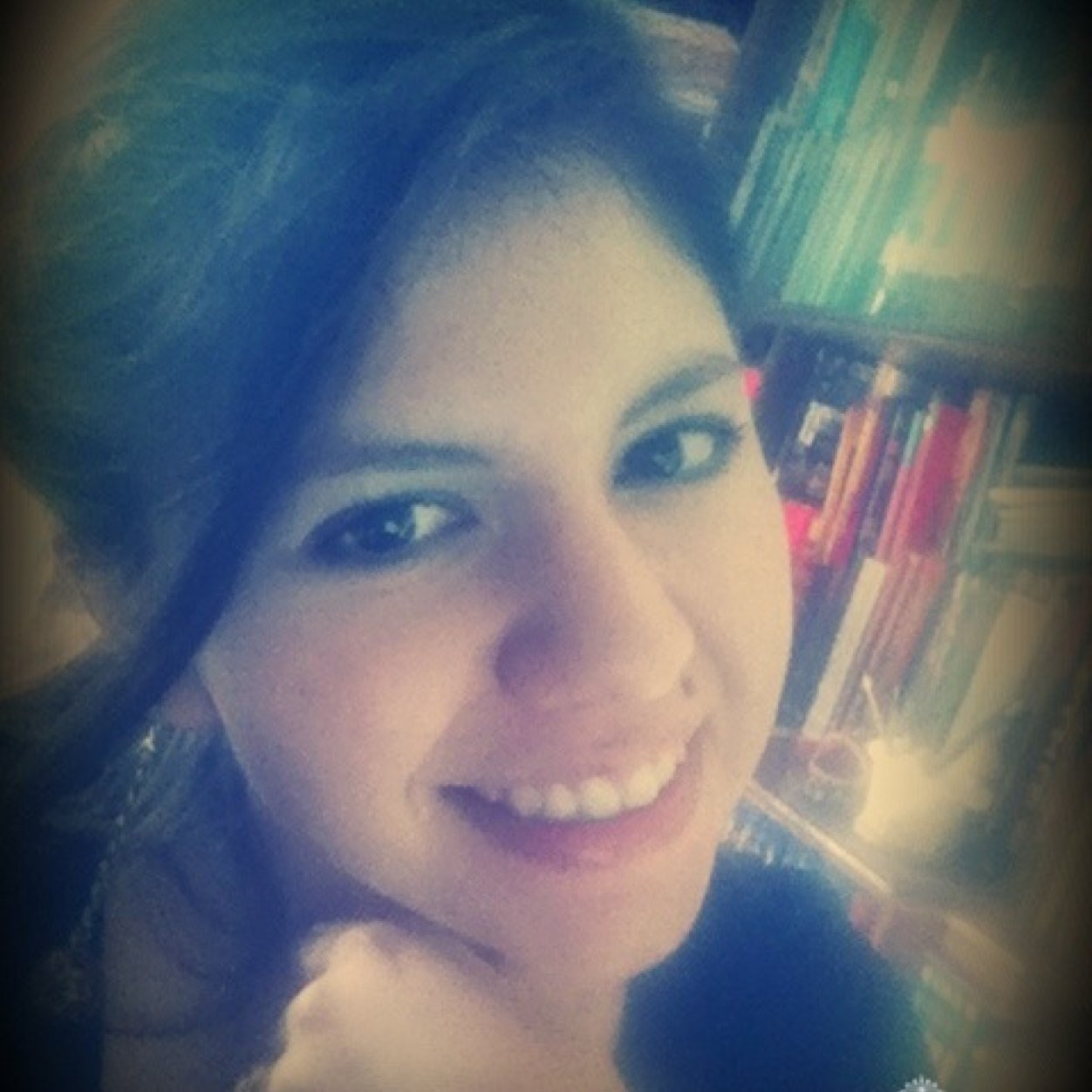 Soy greysessed de corazon, twilighter por siempre.  Rullinatica, Una 100% DIVERGENTE!! Y ante todo soy lectora!!