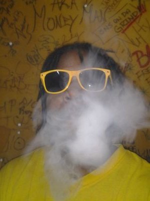 BsmTez's profile picture. all about my cash fuck the bs east warren all day.......