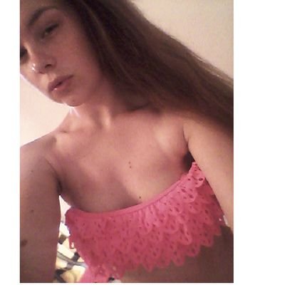 smith_lauren_11's profile picture. Snapchat// laurensmithxl 
Instagram// laurenbeth_smith