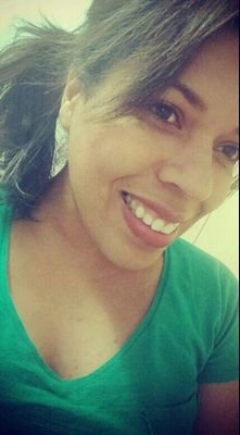 Trabalho na área da educação e onde passo tento fazer a ≠,  acredito q a Educação é base tudo e sem ela ñ chegaremos a lugar nenhum!!!!!