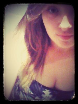 follow and i will follow back :)xxxx