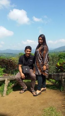 @awoelanda 's husband
@anggerloemba 's father