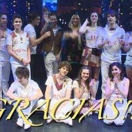 Amo la música, me encanta cantar | Estudio modelaje & actuación .
» Lo sueños se hicieron para hacerse realiadad! Never say Never « ❤ !