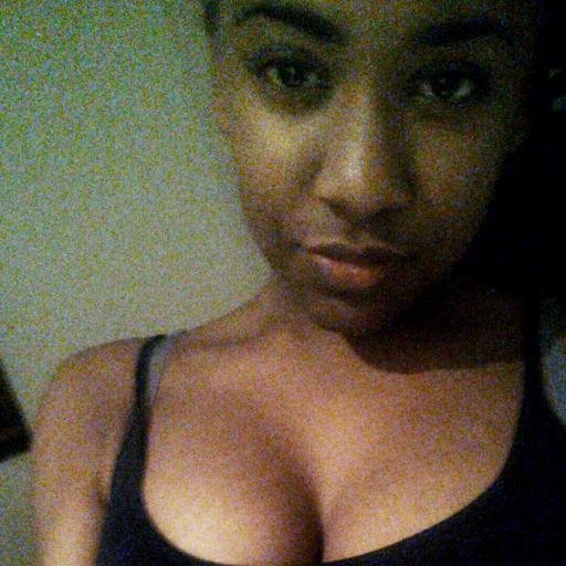 IG: dainty_soul_
I crave a love so deep that even the ocean would get jealous
