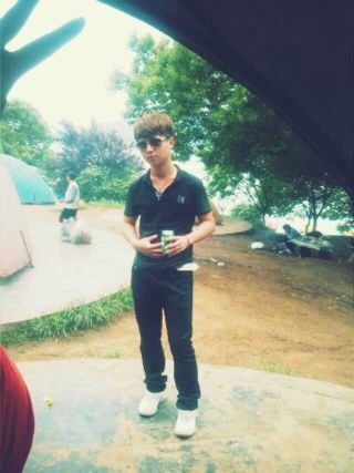 hello ,I'm a Chinese man ,I want to make friends who want to know China more or me ，and also the worldwide i want to know