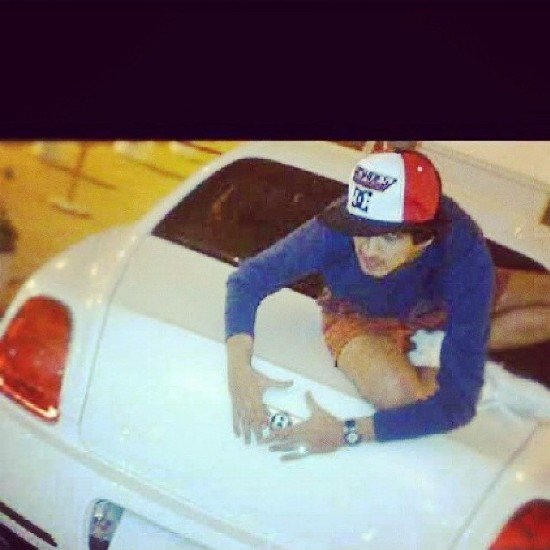 dhome404's profile picture. kik:dhmme_ anstgrim: j.eee