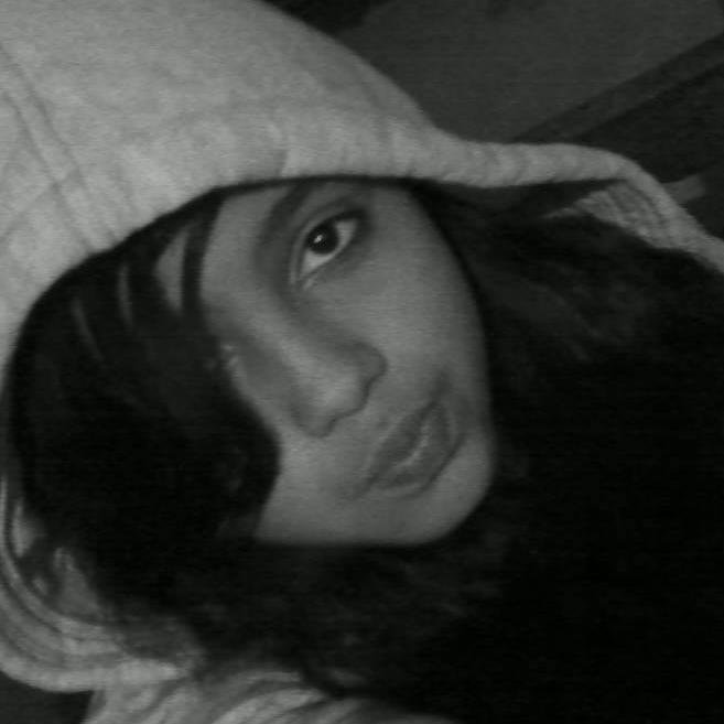 JuliaAraujo145's profile picture. 