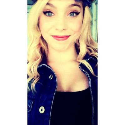 lecstasy123's profile picture. #lacethefuckup #smokingonthatfire #WH2U