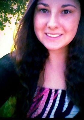 A girl who loves God,and loves to sing and play guitair. Apostolic-Pentecostal.