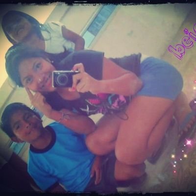 como te explico k te kiero no soi mui buena con los verso pero mi corazon te kiere hablar...!!! *___*