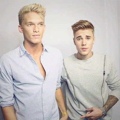 Two fangirls that are in love with @justinbieber & @codysimpson & @austinmahone