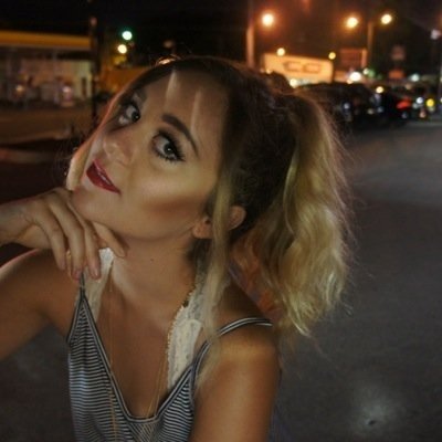 *(RP, not actually Liz)* @stella218 Professional songbird It's only awkward if you make it awkward. But it is awkward if you aren't following @meganandliz