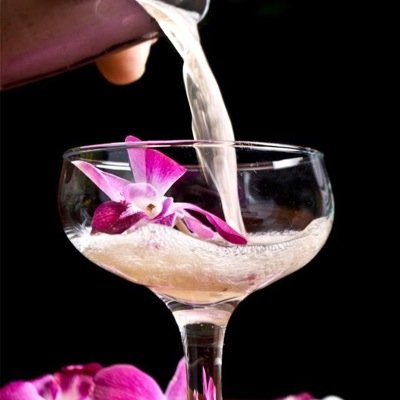 1886Bar's profile picture. Full artisan craft cocktail bar located in the back of The Raymond Restaurant.