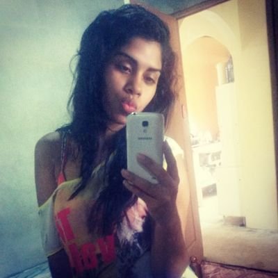 Tengo cara de angel mente de princesa...... Pero corazon de cabrona ♥