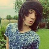 MetinMysteriou's profile picture. 17 bi  single and Fake hey if your reading this give me a hug 3