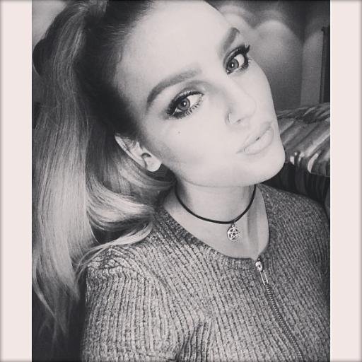 FOLLOW ME ON @PerrieExdwards  I FOLLOW BACK.