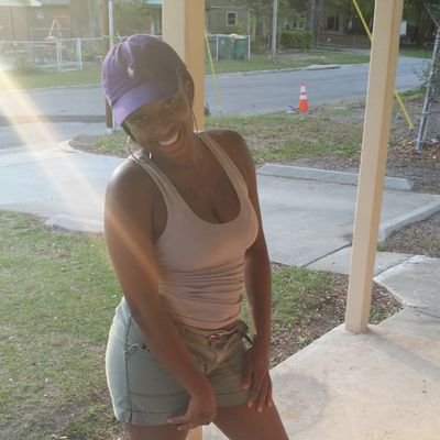 I'm solo as it cums .. I only rock with one & my familyy.. I'm on a $$$ mission , fck that other shit im MEE ! Follow me I follow back (:
