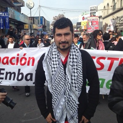 Padre, autodidacta, colocolino, y allendista, amante de la cocina y animalista. Viva palestina libre!