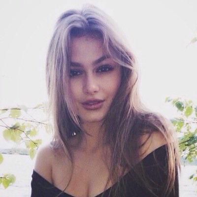 CelDesjardins's profile picture. Lang Models