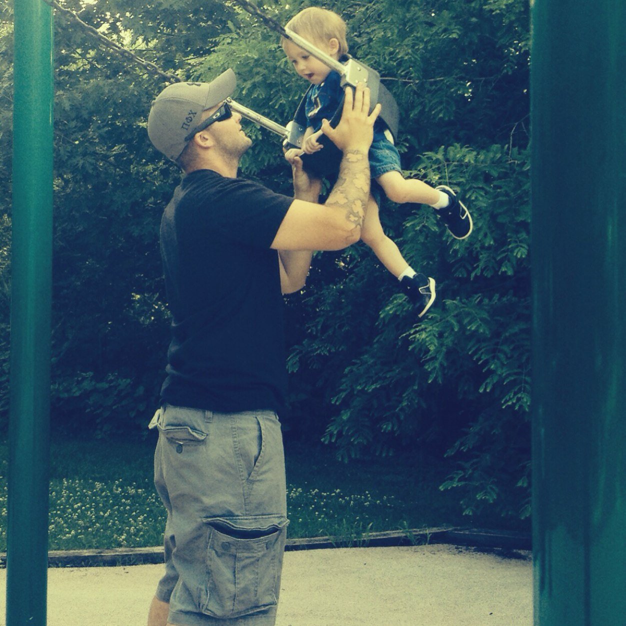 TyTheWhiteGuy44's profile picture. I'll make my stand right here with my friends