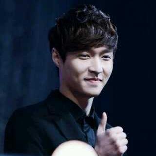 An EXO-L, L for LAY, L for Love, L for EXO ❤