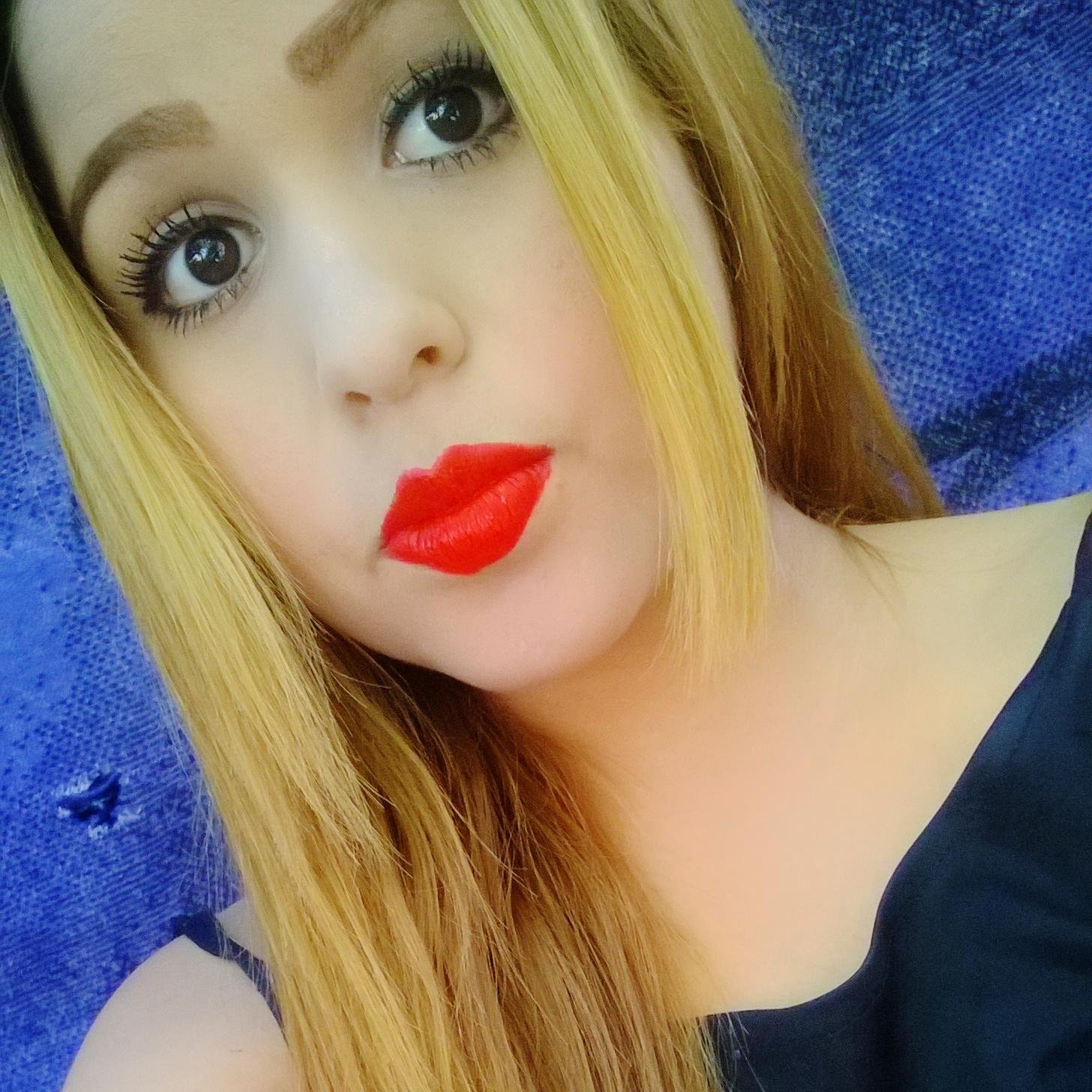 DalyahLeyva's profile picture. Hasta las chicas mas fuertes, a veces odiamos disimular que todo esta bien... !*