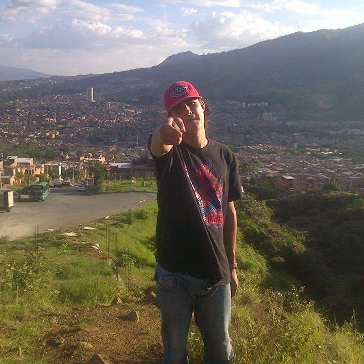 jovenesbe's profile picture. 